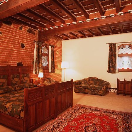 Castello Di Pavone Hotel Pavone Canavese ภายนอก รูปภาพ