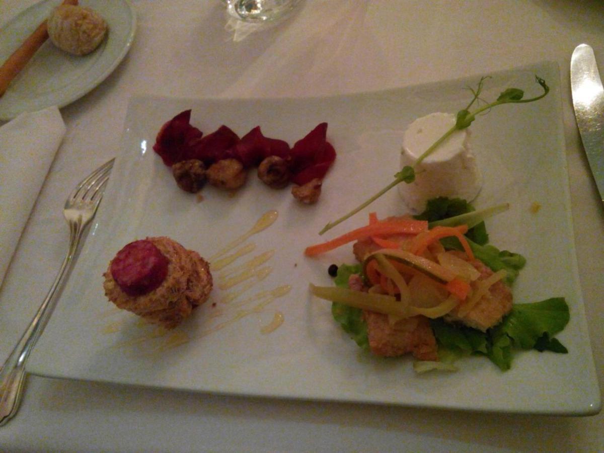 Castello Di Pavone Hotel Pavone Canavese ภายนอก รูปภาพ