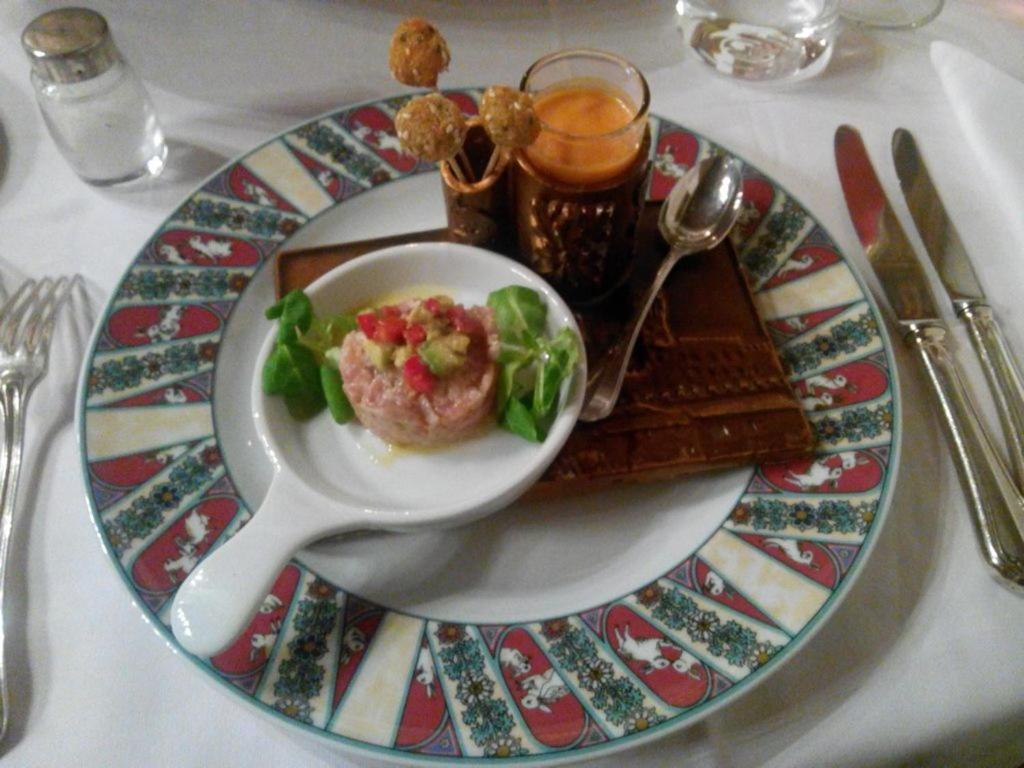 Castello Di Pavone Hotel Pavone Canavese ภายนอก รูปภาพ