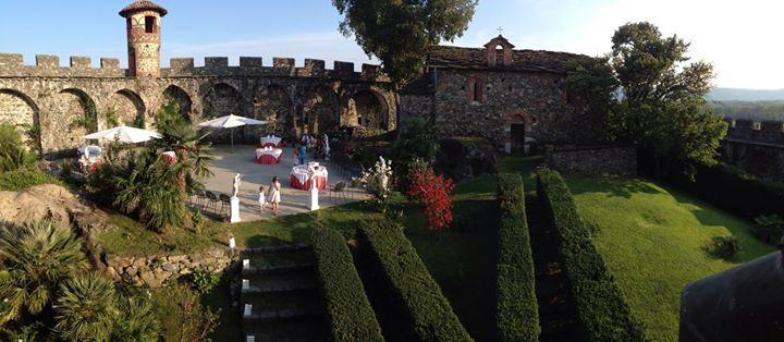 Castello Di Pavone Hotel Pavone Canavese ภายนอก รูปภาพ