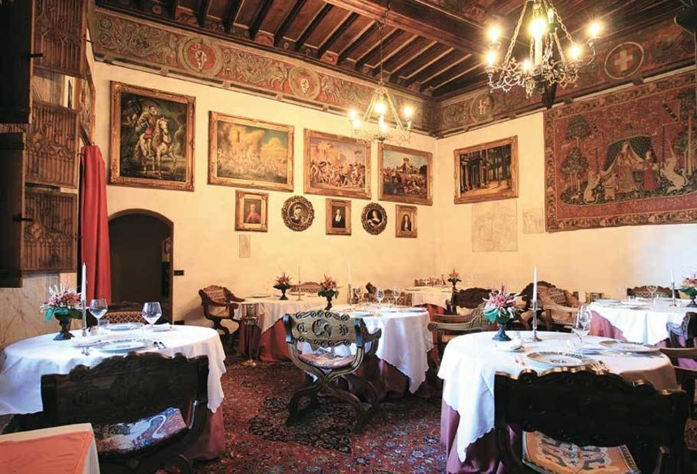 Castello Di Pavone Hotel Pavone Canavese ภายนอก รูปภาพ