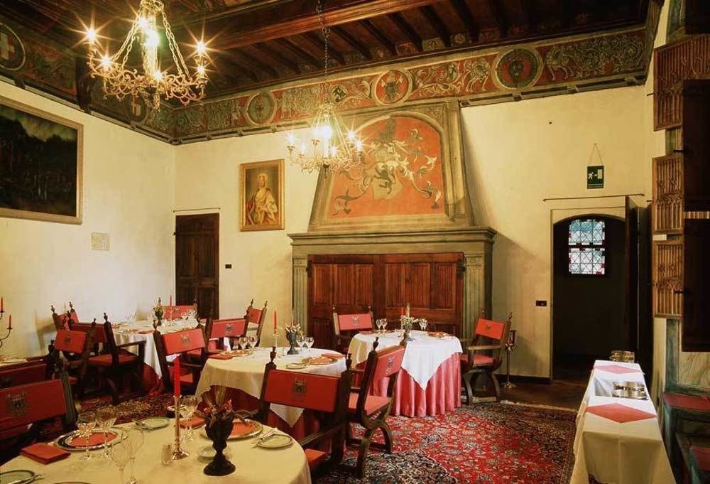 Castello Di Pavone Hotel Pavone Canavese ภายนอก รูปภาพ