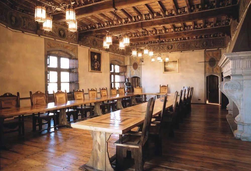 Castello Di Pavone Hotel Pavone Canavese ภายนอก รูปภาพ